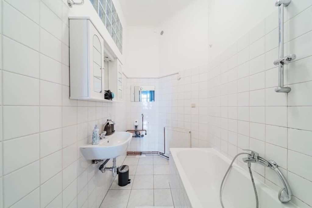 Zentrale Wohnung Fuer Entdecker Vienna Luaran gambar